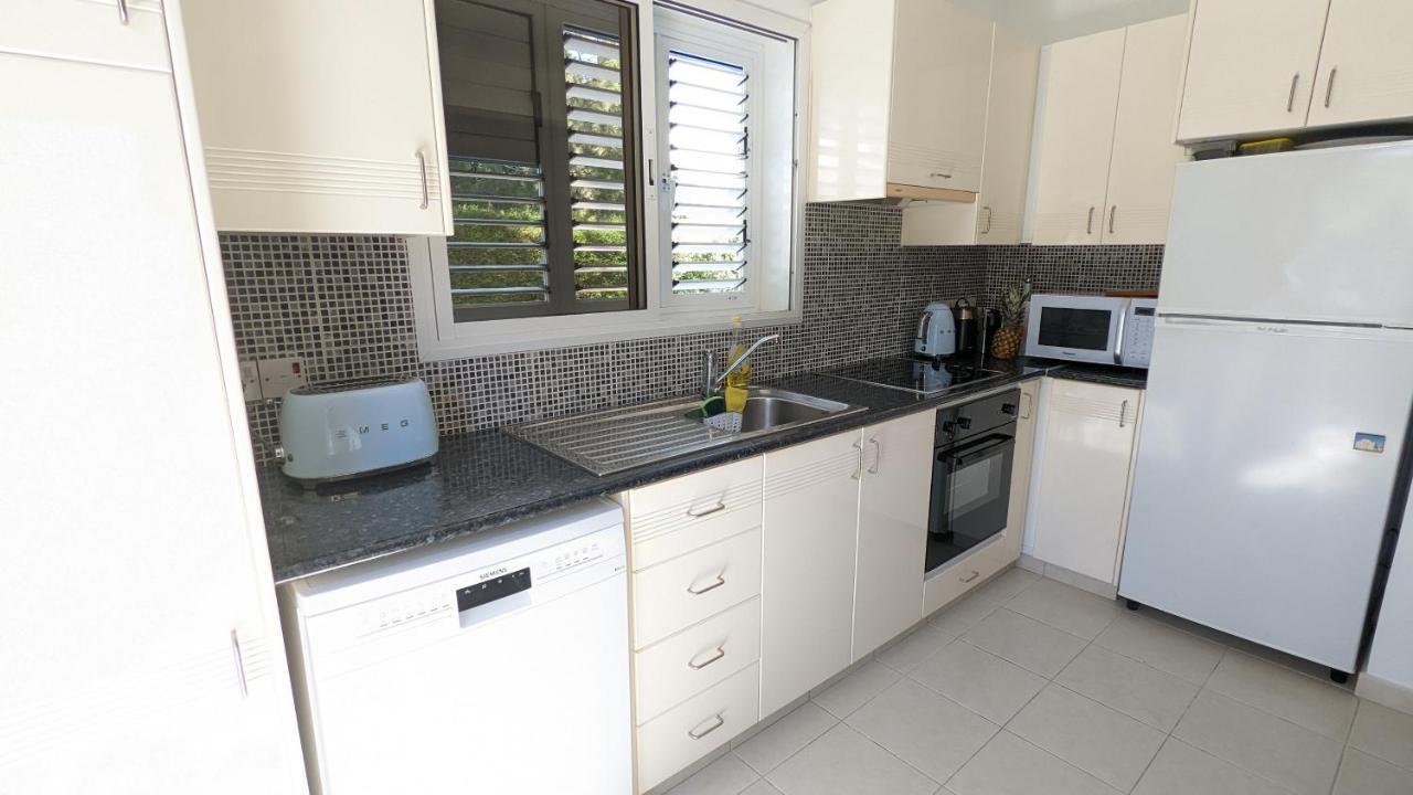 Stylish Garden Apartment At Paphos Harbour 外观 照片